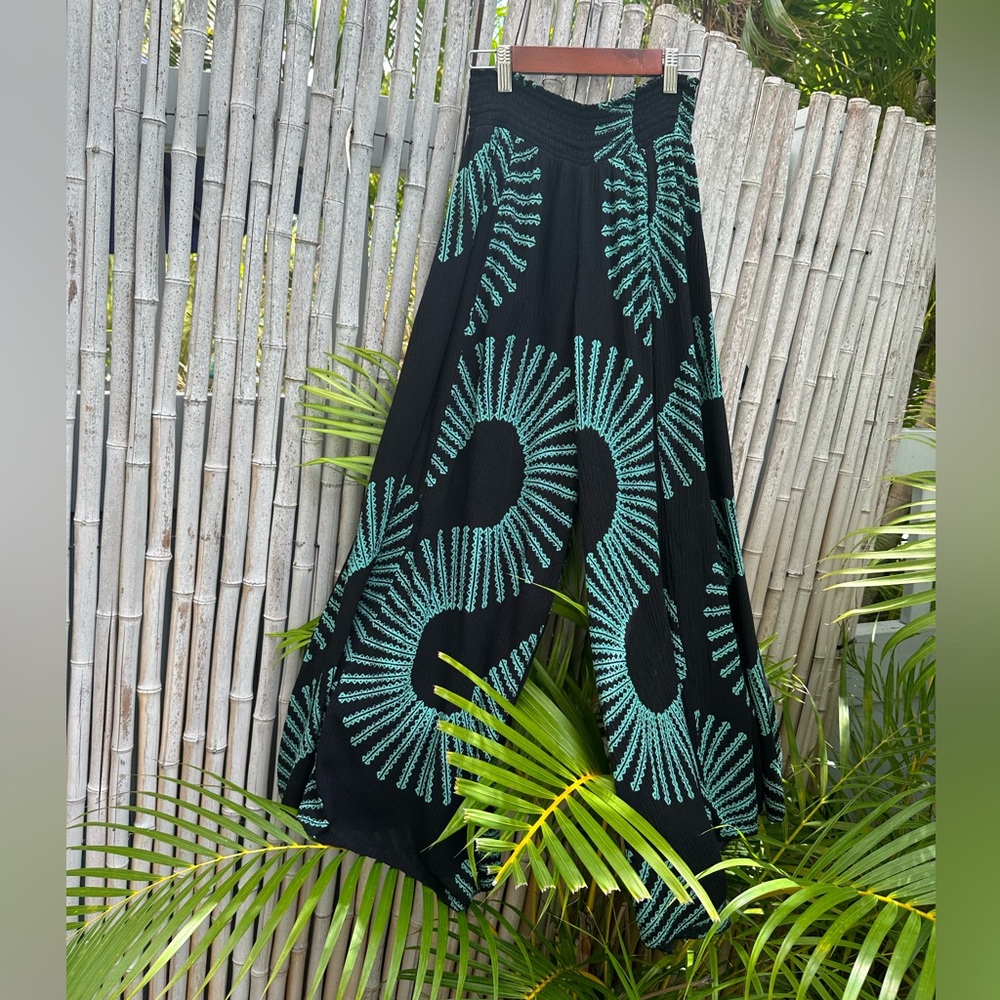 Manaola XS wide leg pant